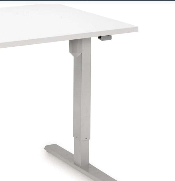 Valkoinen Basic seisomapöytä Sähköpöydän runkolla, 2-jalkainen Basic-jalka.