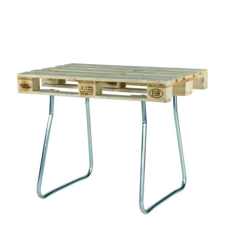 Pallet legs fitted to a EUR pallet to create a stable worktable