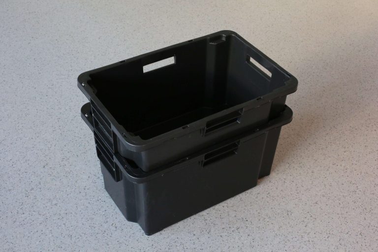 Kraftig flyttlåda i plast 600 x 400 x 300 mm, stapelbar transportlåda för flytt och förvaring