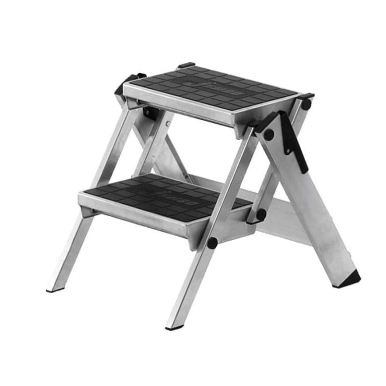 Jumbo aluminium folding safety steps with 2 rubber-covered treads