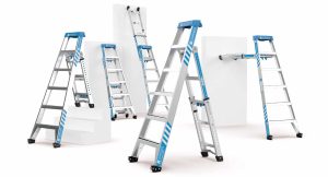 Aluminium industrial ladder with wide anti‑slip steps