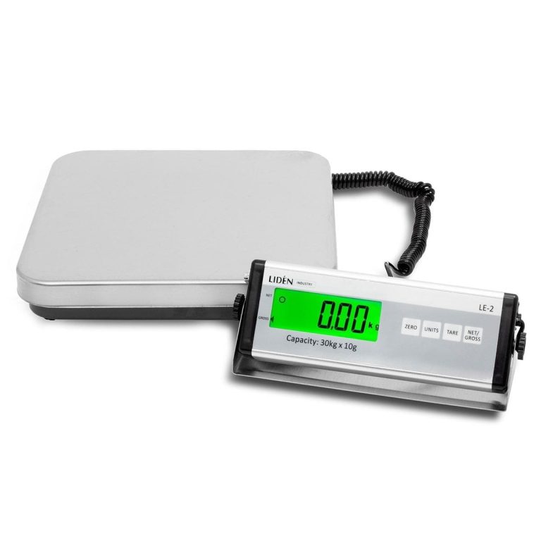 LE2 parcel scale with remote display and stainless steel weighing platform.