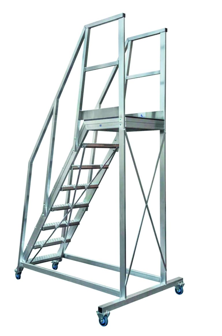 PATT mobil plattformstrappa i aluminium med sid- och ändräcken.