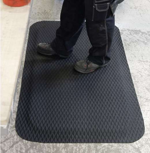 Yoga Fashion Nitril 16 mm anti-fatigue workplace mat with black nitrile rubber surface